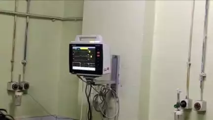 धनबाद/केंदुआडीह: शहर के SNMMCH में वाइटल साइन मशीन खराब, गंभीर मरीजों की जान खतरे में