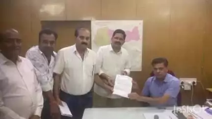 बारां: RGHS योजना के लंबित भुगतान की मांग को लेकर रिटेल केमिस्टों ने शासन सचिव के नाम उपजिला कलेक्टर को सौंपा ज्ञापन