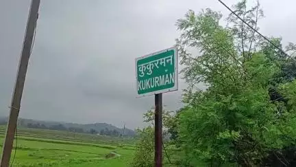 कुंदा: कुकुरमन में भारी बारिश से गरीब का आशियाना ध्वस्त, सरकारी आवास के इंतजार में बेघर हुआ परिवार #jansamasya