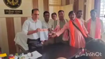 मिहींपुरवा: विश्व हिंदू परिषद ने मिहींपुरवा में कावड़ मार्ग पर मांस और मछली की बिक्री रोकने के लिए एसडीएम को सौंपा ज्ञापन