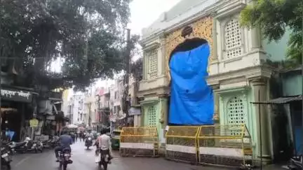 धार: प्रशासन ने जारी किया हटवाड़ा स्थित चर्चित इमामबाड़ा को 14 दिनों के भीतर खाली करने का आदेश, चस्पा किए नोटिस