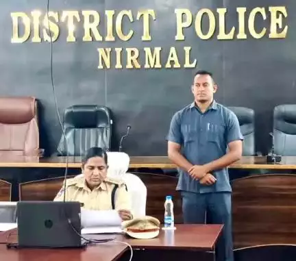 నిర్మల్: అండర్ ఇన్వెస్టిగేషన్ కేసులపై సమీక్ష నిర్వహించిన:జిల్లా ఎస్పీ డా:జి.జానకి షర్మిల