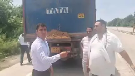 अम्बाला: एसडीएम बराड़ा ने दोसडका पंचकूला हाईवे पर ओवरलोडिंग वाहनों को पकड़ने के लिए मारा छापा