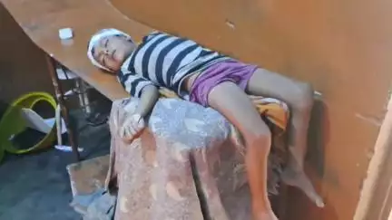शाहबाद: माधवपुर गांव में खेलते समय 8 वर्षीय बालक छत से गिरकर घायल, मेडिकल कॉलेज किया गया रेफर