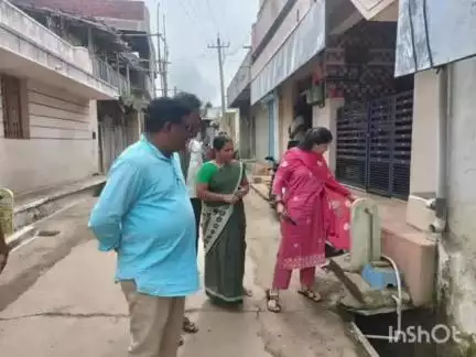 ರಾಣೇಬೆನ್ನೂರು: ಜನತೆಗೆ ಕುಡಿಯುವ ನೀರಿನ ಸಮಸ್ಯೆಯಾಗದಂತೆ ಕ್ರಮವಹಿಸಿ ಜೋಯಿಸರಹಳ್ಳಿ ಗ್ರಾಮದಲ್ಲಿ ಸಿ ಇ ಓ ಬಿಂದಾಲ್ ಸಲಹೆ