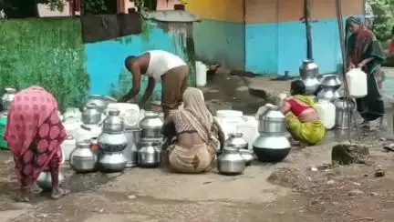 डिंडौरी: सुबखार गांव में पानी की समस्या व्याप्त, ग्रामीणों ने समस्या के निराकरण को लेकर प्रशासन से लगाई गुहार #jansamasya