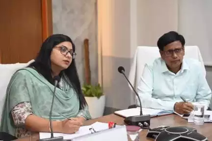 నిర్మల్: డివన్ పట్టాలపై క్షేత్రస్థాయిలో సర్వే చేపట్టాలి:జిల్లా కలెక్టర్ అభిలాష అభినవ్