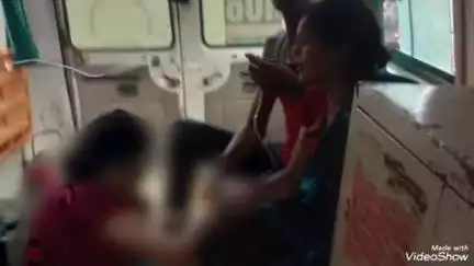 लालगंज: सोनगढ़ा गांव में महिला ने अज्ञात कारणों से शरीर पर डीजल डालकर लगाई आग, प्राथमिक स्वास्थ्य केंद्र से ट्रामा सेंटर रेफर