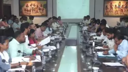 मस्तुरी: कलेक्टर ने 20 जुलाई से होने वाली परीक्षाओं पर व्यापम के निर्देशों का जिले में कड़ाई से पालन करने का दिया निर्देश