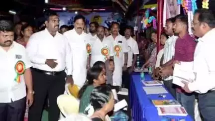 கிருஷ்ணகிரி: மாவட்டத்தில்  நடைபெற்ற  உங்களுடன் ஸ்டாலின் திட்ட முகாம்களை மாவட்ட ஆட்சியர் சட்டமன்ற உறுப்பினர்கள் நேரில் பார்வையிட்டனர்