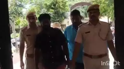 प्रतापगढ़: प्रतापगढ़ में पुरानी रंजिश के चलते हुई फायरिंग, तीन आरोपी गिरफ्तार, दो पिस्टल व दो खाली कारतूस किए गए जब्त