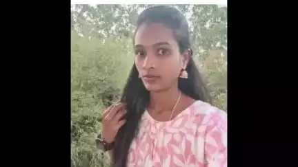 సత్తుపల్లి: సత్తుపల్లి మండలం సిద్ధారం గ్రామంలో వివాహిత ఆత్మహత్య