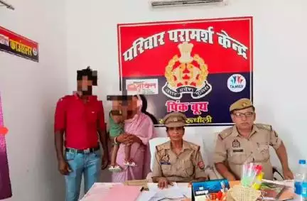 रुधौली: रुधौली थाने की पुलिस ने आपसी मनमुटाव के चलते अलग रह रहे 2 जोड़ों को मिलाया