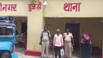 बैरिया: श्रीनगर थाना पुलिस ने दियारा में छापेमारी कर 944 अवैध शराब बरामद की, एक गिरफ्तार और एक फरार
