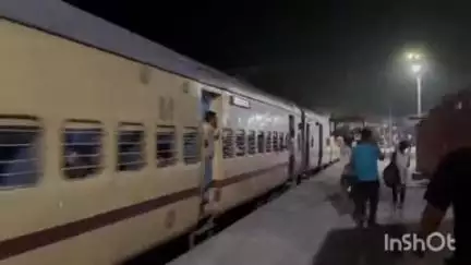 सोनो: श्रावणी मेले को लेकर तीन स्टेशनों पर चार ट्रेनों का अस्थायी ठहराव, झाझा में रेल यात्रियों को मिलेगी सुविधा