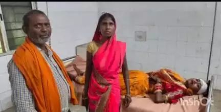 मेराल: मेराल थाना क्षेत्र के देवगाना गांव में बाइक से गिरकर महिला घायल, सीएचसी में भर्ती