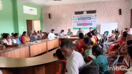 महुआडांड़: महुआड़ार प्रखंड कार्यालय में मिशन वात्सल्य के तहत एक दिवसीय कार्यशाला का आयोजन किया गया