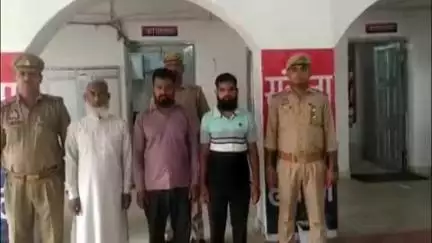पीलीभीत: बरा मझलिया गांव में युवक के साथ मारपीट करने वाले तीन आरोपियों को गिरफ्तार किया, मीडिया सेल ने दी जानकारी