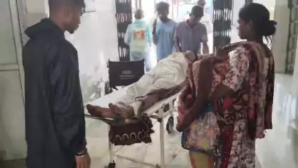 पेशरार: सेरंदाग थाना क्षेत्र में अनियंत्रित बाइक सवार दुर्घटनाग्रस्त, रिम्स रेफर