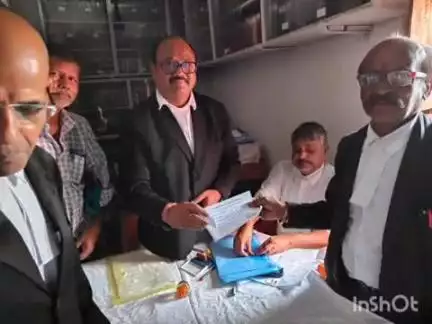मधुबनी: जिला अधिवक्ता संघ के विभिन्न पदों के लिए नामांकन शुरू, निर्वाची पदाधिकारी सुधीर राय ने दी जानकारी