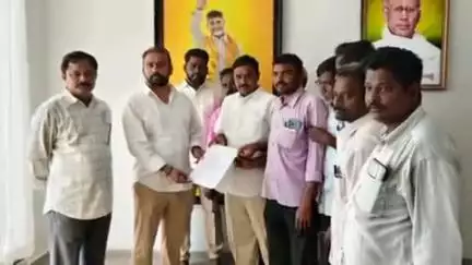 బద్వేల్: గోపవరం : సర్వే నెంబర్ 1557లోని 15 ఎకరాల భూమిని ఎన్టీఆర్ గృహాలకు కేటాయించాలని వినతి