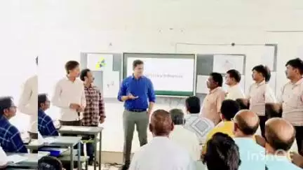 ఉపాధ్యాయుల శిక్షణా కేంద్రాన్ని ఆకస్మికంగా సందర్శించిన జిల్లా కలెక్టర్ శ్యాం ప్రసాద్