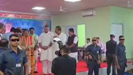 पटना ग्रामीण: नाग पंचमी पर डिप्टी सीएम विजय सिन्हा के आवास पर सीएम नीतीश कुमार ने की पूजा