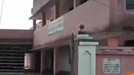 कहलगांव: भोलसर गांव के नंदकिशोर सिंह भगवती देवी बालिका उच्च विद्यालय में चोरों ने की लगातार तीन बार किया चोरी #jansamasya