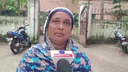 ଭଦ୍ରକ ଗ୍ରାମାଞ୍ଚଳ: ଚାନ୍ଦବାଲି ଏନ ଏସି ୧୩ ନଂ ୱାର୍ଡ ଗୋଲାଡିଆ ବସ୍ତି ଗୋଷ୍ଠୀ କନ୍ଦଳ ଉଭୟ ପକ୍ଷରୁ ୩ ଆହତ ହୋଇ ଚାନ୍ଦବାଲି ମେଡିକାଲ ରେ ଭର୍ତ୍ତି।ସବ୍ ନମବିବି।