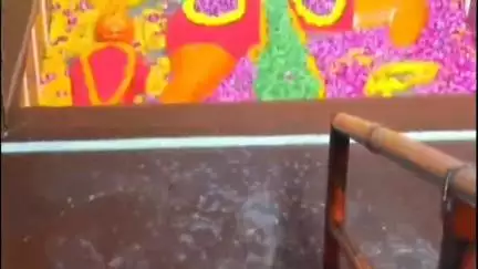 मां गंगा ने बड़े हनुमान मंदिर के गर्भ गृह में किया प्रवेश, घंटा-घड़ियाल बजाकर किया गया मां गंगा का स्वागत