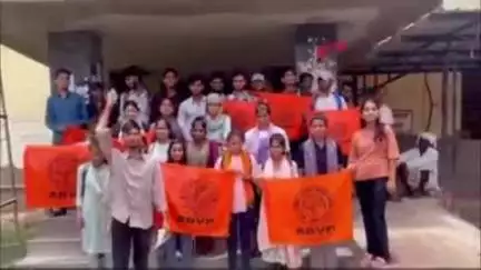 हिण्डौन: शहर के राजकीय कॉलेज में लाइब्रेरी चालू करवाने सहित विभिन्न मांगों का ABVP ने प्राचार्य को सौंपा ज्ञापन