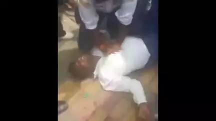 बिलारी: मुरादाबाद में रेलवे स्टेशन के सामने ट्रैफिक हवलदार ने CPR देकर बचाई युवक की जान, कार चालक को आया हार्ट अटैक