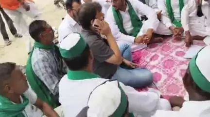 शाहाबाद: भारतीय किसान यूनियन के नेताओं ने राणा शुगर मिल के गेट के पास धरना प्रदर्शन किया, गन्ना भुगतान को लेकर SDM को दिया ज्ञापन