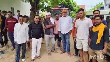 आरा: आरा-पटना नेशनल हाईवे पर कोईलवर थाना क्षेत्र के सकड्डी चौक पर चार दिन पूर्व हुए सड़क हादसे में जख्मी शिक्षक की हुई मौत