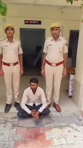 जालौर: जालौर के बागोड़ा पुलिस ने ऑपरेशन खुलासा के तहत चोरी के प्रकरण में वांछित एक आरोपी को किया गिरफ्तार