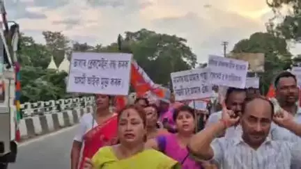 মঙলদৈ ভাগ: অসমৰ মাটি বেদখলমুক্ত কৰাৰ বাবে মঙলদৈ চহৰত বিজেপি চৰকাৰক ধন্যবাদ জ্ঞাপন কাৰ্যসূচী ৰূপায়ণ দৰং বিজেপিৰ