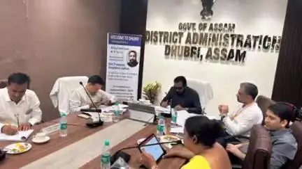 बुलढाणा: धुबरी येथे केंद्रीय राज्यमंत्री प्रतापराव जाधवांच्या अध्यक्षतेत आकांक्षा जिल्हा कार्यक्रमांतर्गत सर्वसमावेशक आढावा बैठक