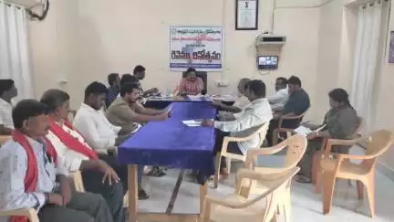 రాయదుర్గం: తప్పులు లేని ఓటర్ల జాబితా రూపొందించడమే లక్యం: నియోజకవర్గ ఓటరు నమోదు అధికారి రవిశంకర్ రెడ్డి