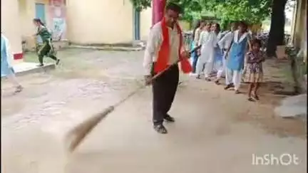 पटियाली: अखिल भारतीय विद्यार्थी परिषद ने पटियाली के राजकीय बालिका इंटर कॉलेज में चलाया स्वच्छता अभियान