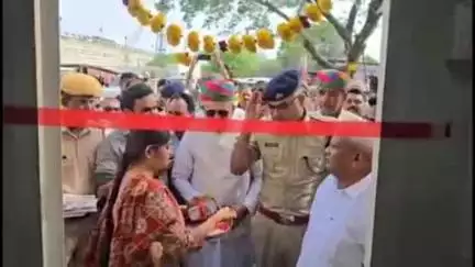 आबू रोड: आबूरोड के किवरली पुराने टोल नाके पर अस्थाई चौकी का लोकार्पण, एसपी और आबू पिंडवाड़ा विधायक ने किया उद्घाटन
