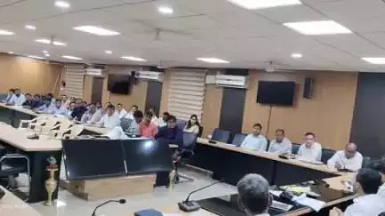 मुशहरी: समाहरणालय सभागार में जिलाधिकारी की अध्यक्षता में जिला आपूर्ति टास्कफोर्स की बैठक आयोजित