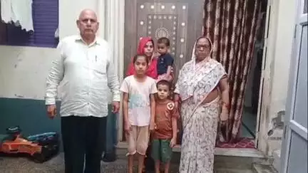 धनौरा: सन्धिक परिस्थितियों में घर में पड़े मिले दो शव, पिता ने हत्या का आरोप लगाया, नहीं हुआ खुलासा, चेतावनी