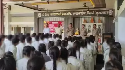 बिलारी: एसएसपी के आदेश पर बिलारी पुलिस ने मिशन सड़क सुरक्षा अभियान के तहत छात्र-छात्राओं को जागरूक किया