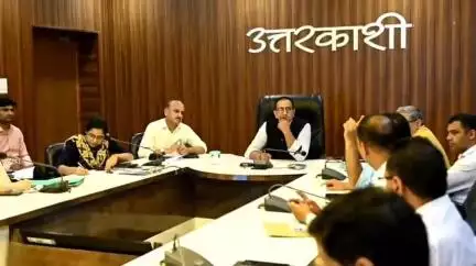जोशियाड़ा: सीएम हेल्पलाइन पर दर्ज शिकायतों का जल्द समाधान करने की अपील की: डीएम
