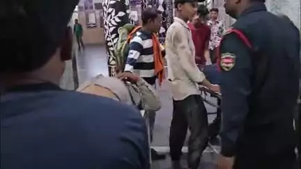 पन्ना रोड पर सोहावल के पास दो बाइकों की टक्कर, चार लोग घायल, सतना जिला अस्पताल में भर्ती