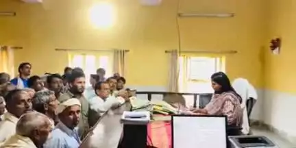 पदमपुरा में लगातार हो रही चोरियों के विरोध में ग्रामीणों ने SDM व DYSP को सौंपा ज्ञापन, खुलासे की मांग की