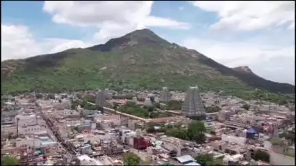 திருவண்ணாமலை: நகர காவல் நிலையம் அடுத்த சிவாஜி குளம் முன்பாக நிறுத்தி வைக்கப்பட்ட டூவீலர் மாயம்