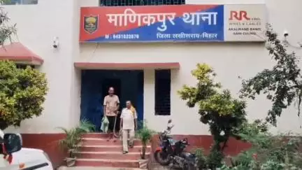 सूरजगढ़: वाकरचक गांव से पुलिस ने एक व्यक्ति को नशे की हालत में किया गिरफ्तार, कोर्ट में पेशी के लिए भेजा