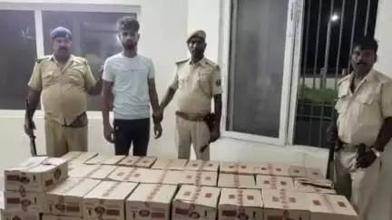 नौतन: नौतन थाना क्षेत्र के मीठा पुल के पास पुलिस ने शराब के साथ चालक को गिरफ्तार कर जेल भेजा