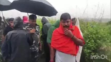 गावां: बेंड्रो जंगल में युवक को शराब पिलाकर चाकू से काटी गर्दन, हत्या का आरोपी गिरफ्तार, शव बरामद